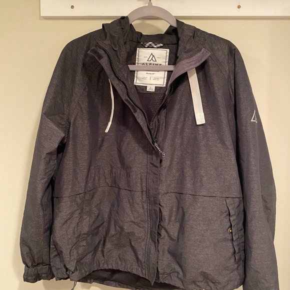 Alpine Jacket - Picture 2 of 4